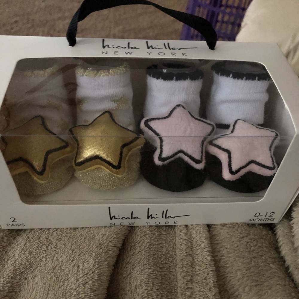 Nicole Miller baby socks size 0-12 months